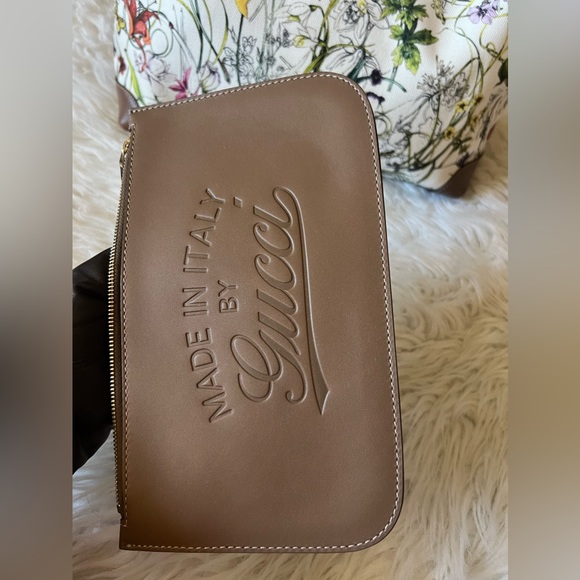 EUC Like new GUCCI FLORA GARDEN TOTE - Picture 16 of 16